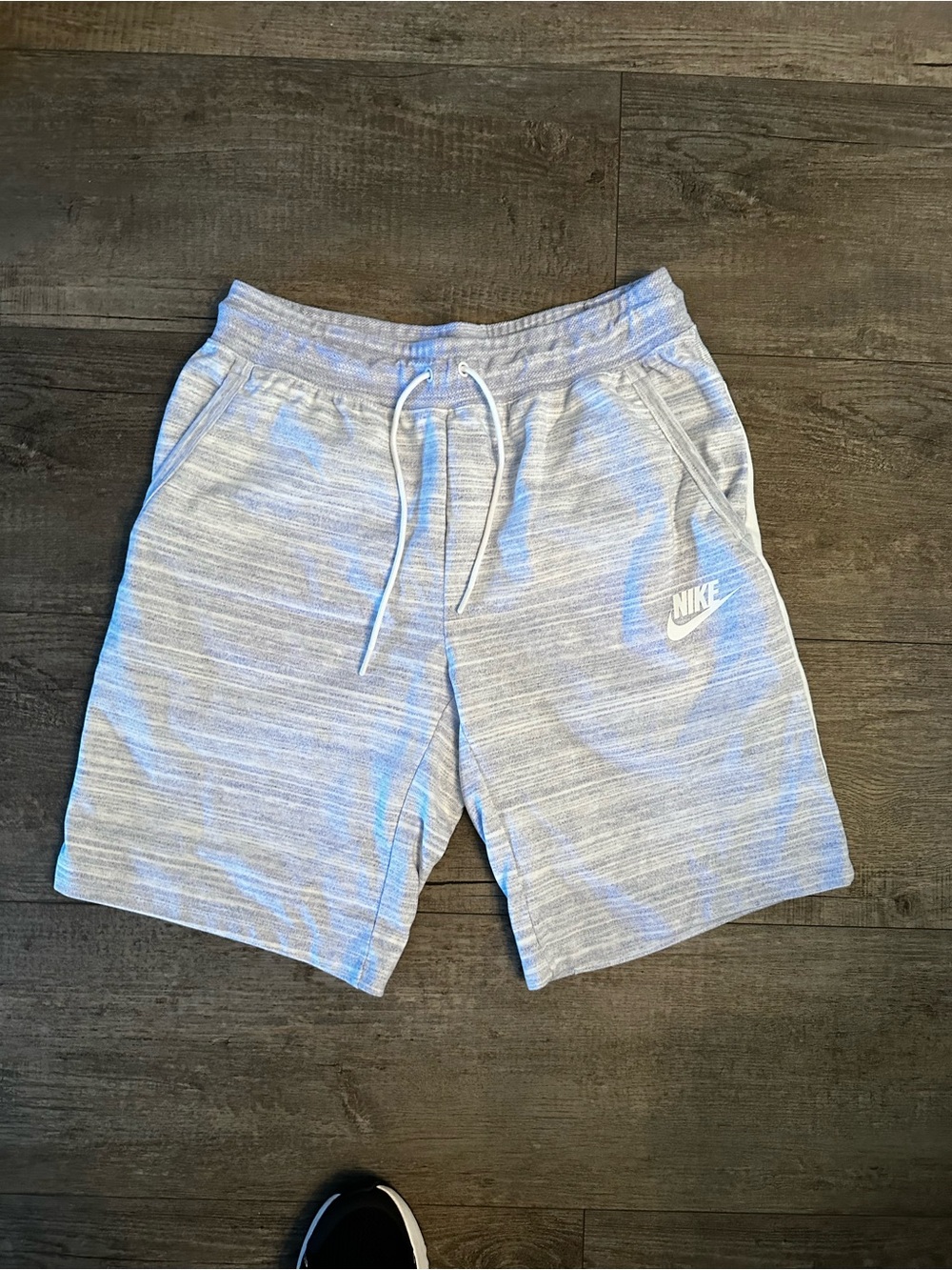 Nike Men’s Heather Light Gray Athletic Knit Shorts